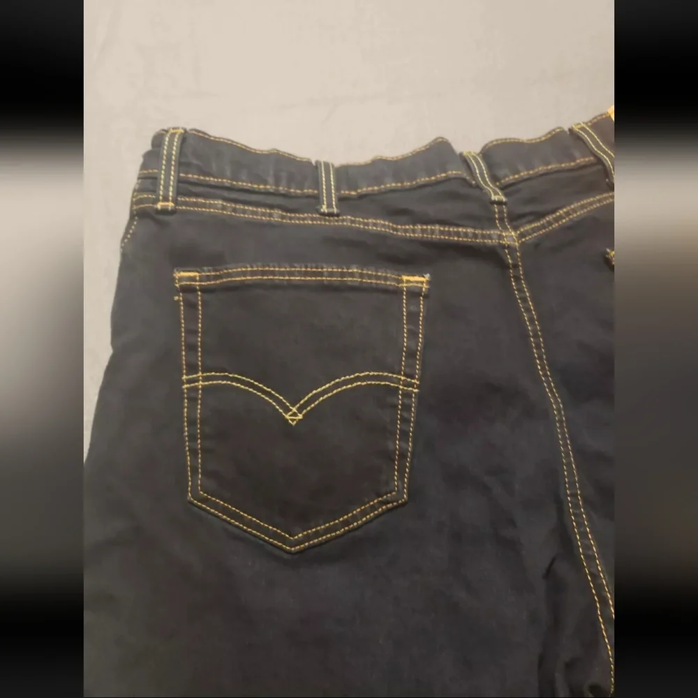 Levis Shorts 38 Waist Blue